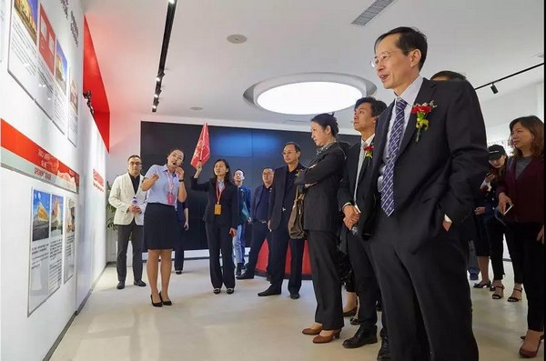 8ebc8633b2d945029f97ee89cdcaabed