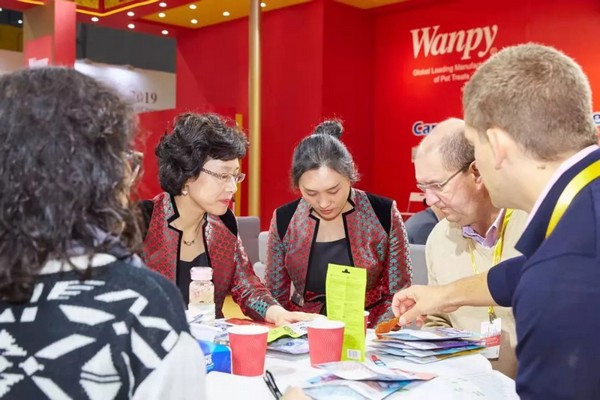 7c667527a2d34ada91c7281de7dbeda3